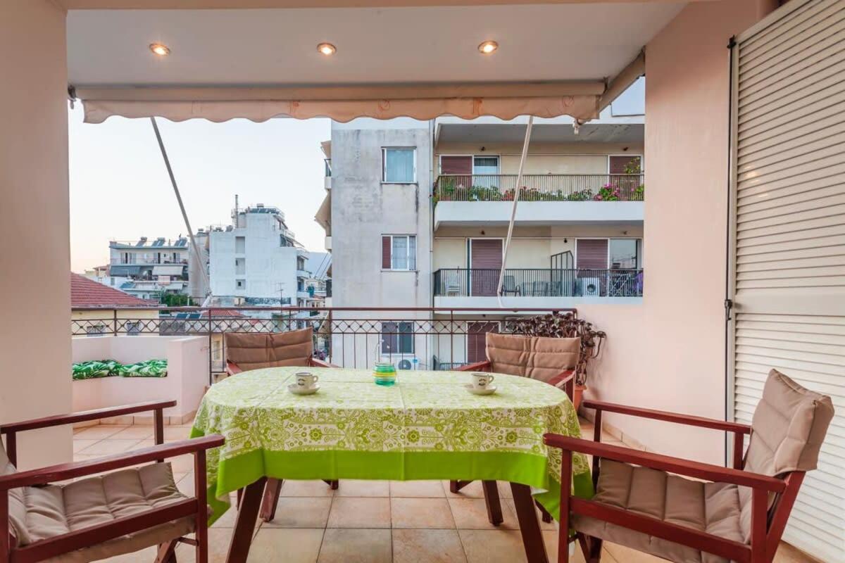 Spacious Urban Haven-Family Home, Perfect Location Kalamata Exterior photo