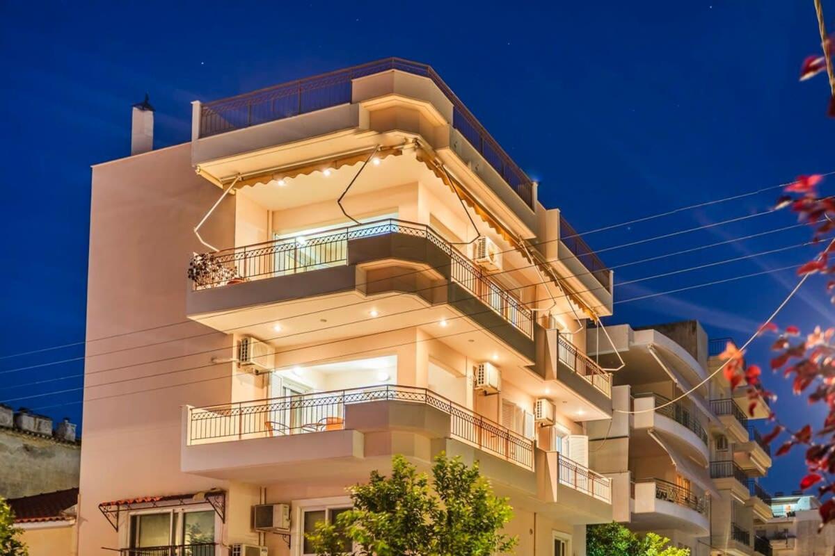 Spacious Urban Haven-Family Home, Perfect Location Kalamata Exterior photo